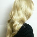 Peruka EVELYN jasny blond dłuższa modna fryzura!